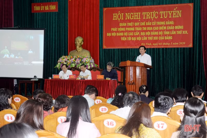 Lan tỏa mạnh mẽ phong trào thi đua chào mừng đại hội Đảng các cấp ở Hà Tĩnh