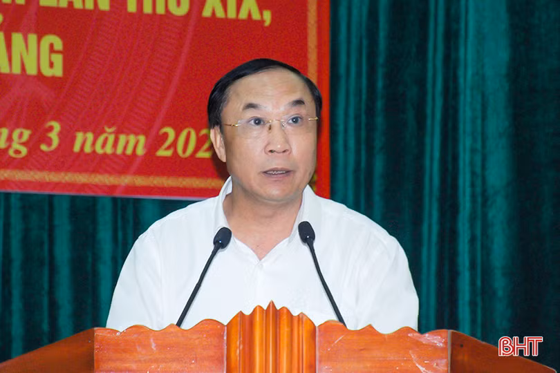 Lan tỏa mạnh mẽ phong trào thi đua chào mừng đại hội Đảng các cấp ở Hà Tĩnh