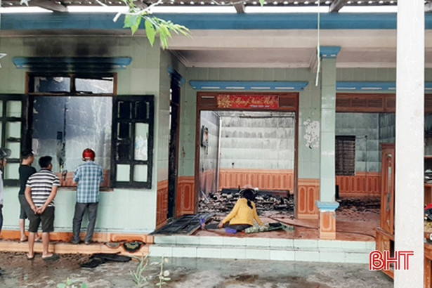 Chủ nhà đi vắng, “bà hỏa” thiêu cháy toàn bộ tài sản nhà dân ở Kỳ Thượng