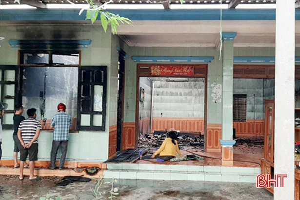 Chủ nhà đi vắng, “bà hỏa” thiêu cháy toàn bộ tài sản nhà dân ở Kỳ Thượng