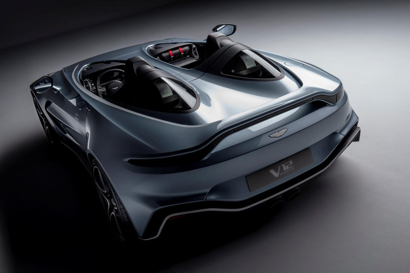 Aston Martin V12 Speedster - siêu xe độc lạ, giá 1 triệu USD