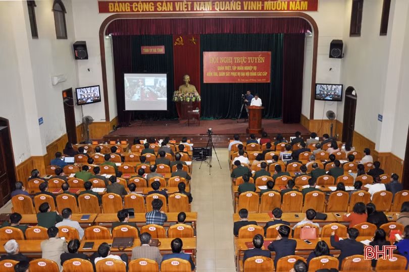 Quán triệt các hướng dẫn, quy định mới về công tác kiểm tra, giám sát phục vụ đại hội Đảng các cấp ở Hà Tĩnh