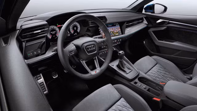 Audi A3 Sportback 2021 ra mắt, gây bất ngờ bằng nội thất mang “chất” Lamborghini