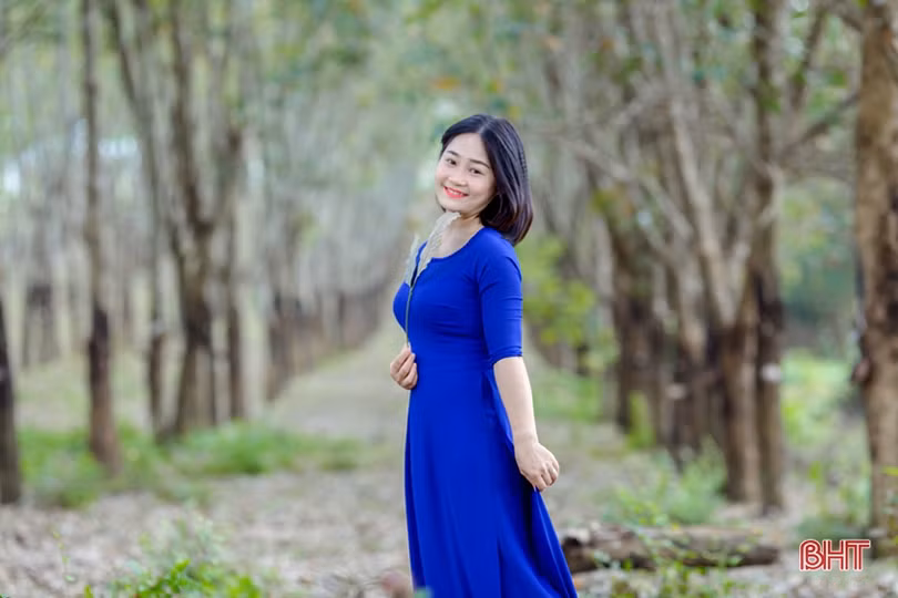 Phụ nữ Hà Tĩnh rạng ngời trong tuần lễ hưởng ứng sự kiện “Áo dài - Di sản văn hóa Việt Nam”