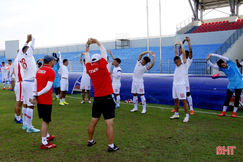 Xuất quân trận đầu không khán giả, Hồng Lĩnh Hà Tĩnh quyết thi đấu hết mình