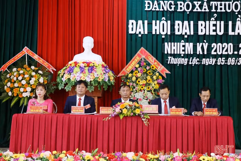 Ông Mai Xuân Minh tái đắc cử Bí thư Đảng ủy xã Thượng Lộc