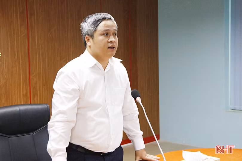 Kiểm dịch chặt chẽ người và phương tiện nhập cảnh qua Cửa khẩu Cầu Treo