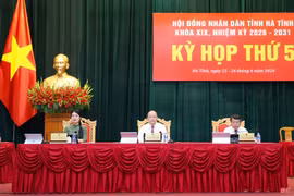 Khẩn trương xây dựng chương trình hành động, kế hoạch cụ thể thực hiện các nghị quyết