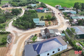 Ì ạch thi công tuyến đường hơn 2 km ở Cẩm Xuyên