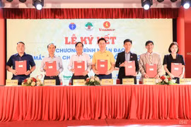 Hành động thiết thực vì sức khỏe thị lực cộng đồng ở Hà Tĩnh