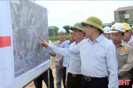 Chủ tịch UBND tỉnh kiểm tra công tác GPMB, tiến độ triển khai các dự án