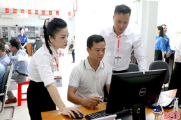 Người dân Hà Tĩnh làm thủ tục hành chính chỉ trong… 60 phút