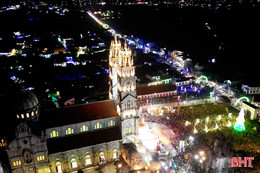 Hà Tĩnh rộn ràng đón Giáng sinh