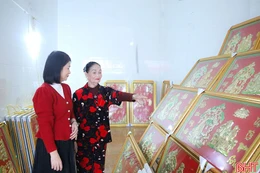 Quà mừng thọ lên kệ là… “cháy” hàng