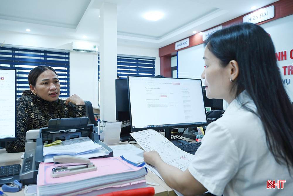 Xây dựng đội ngũ cán bộ đáp ứng yêu cầu phát triển trong tình hình mới được xác định là một trong những nội dung của mũi đột phá nhiệm kỳ 2025-2030. bqbht_br_dsc-7608.jpg