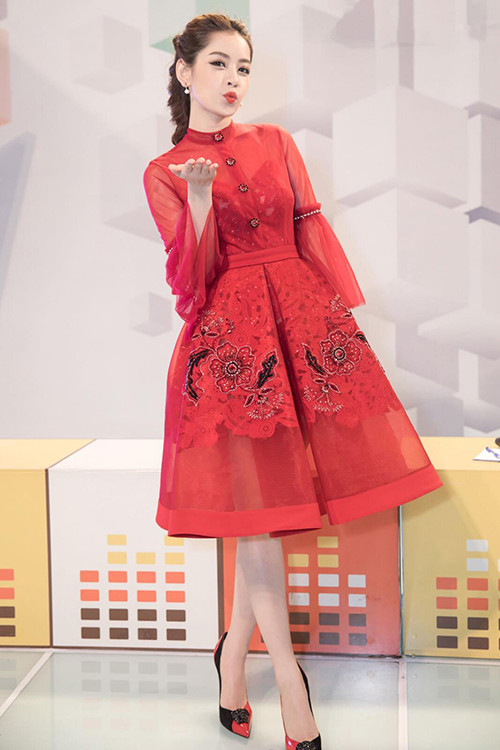 my nhan viet mac dep nhat tuan