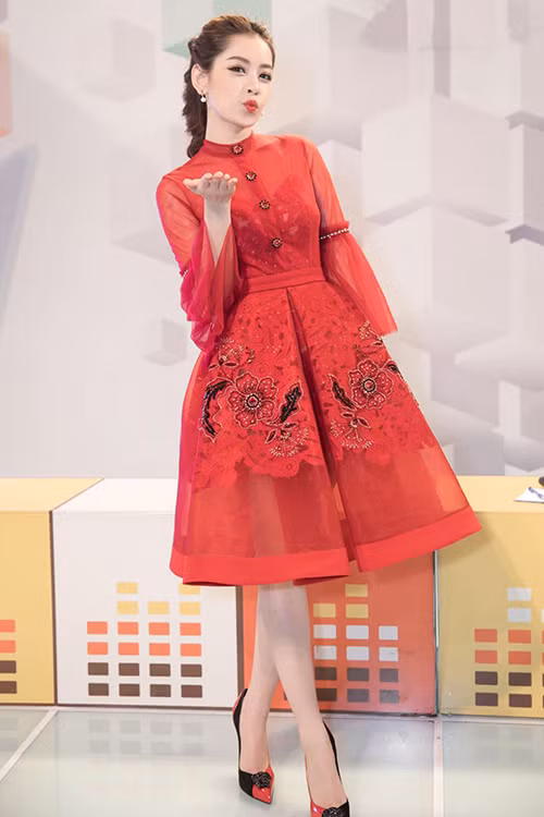 my nhan viet mac dep nhat tuan