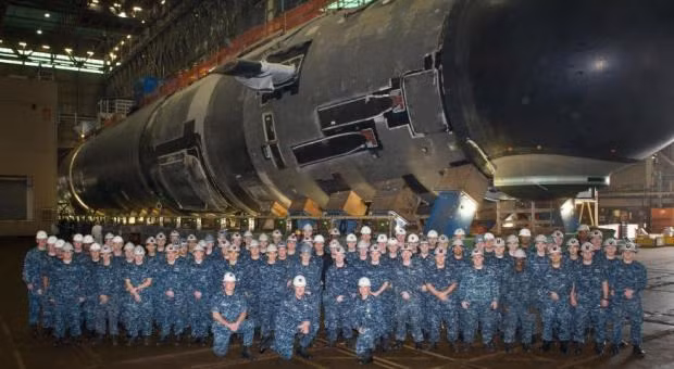 hai quan my dua tau ngam uss illinois 2 7 ty usd vao hoat dong