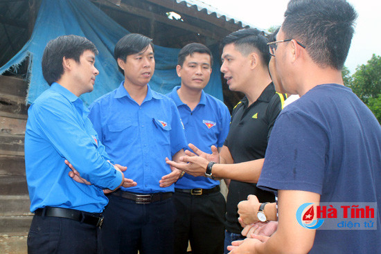 dien vien binh minh chia se kho khan voi ba con vung lu ha tinh