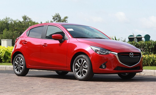 Mazda2 hatchback tại Việt Nam. truong hai trieu hoi 4 800 xe mazda 2 sua loi ca vang