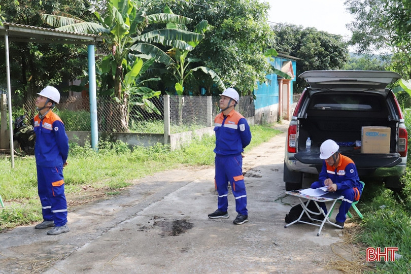 Điện lực Hà Tĩnh xử lý gần 200 phiên khiếm khuyết trên lưới