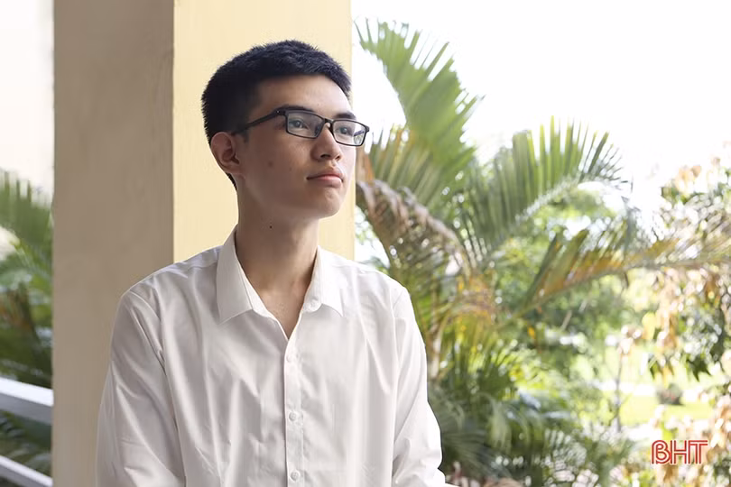 Chuyện vượt khó của những “sỹ tử nghèo