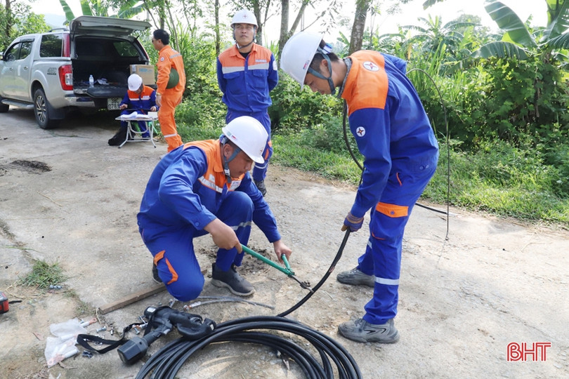Điện lực Hà Tĩnh xử lý gần 200 phiên khiếm khuyết trên lưới