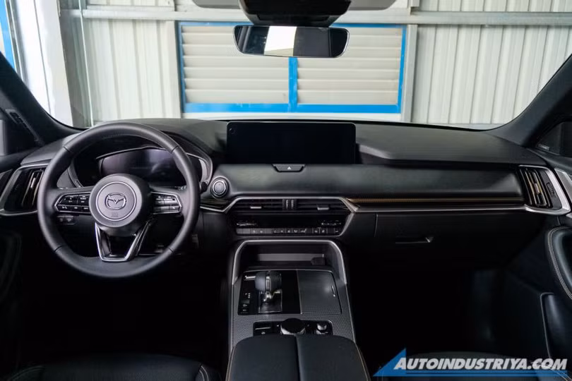 Mazda CX-60 2023 ra mắt tại Philippines, giá quy đổi từ 1,1 tỷ đồng