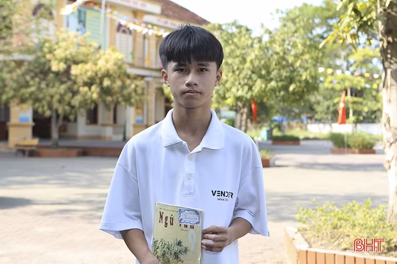 Chuyện vượt khó của những “sỹ tử nghèo