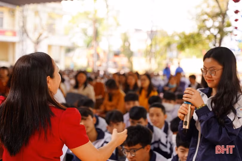 Người thầy tâm huyết xây dựng trường học hạnh phúc ở Hà Tĩnh