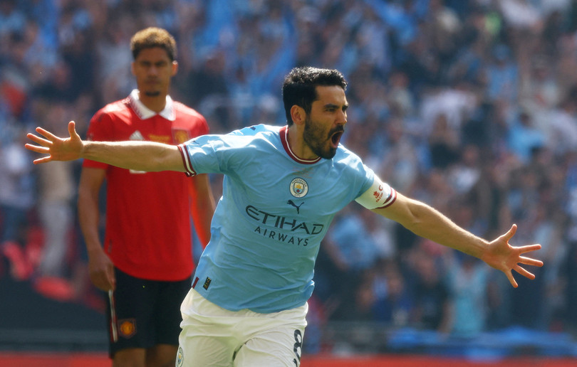 Những dấu mốc trong cú ăn ba của Man City