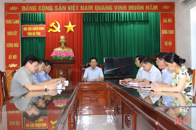 Những bông hoa đẹp trong vườn hoa thi đua yêu nước của Hà Tĩnh