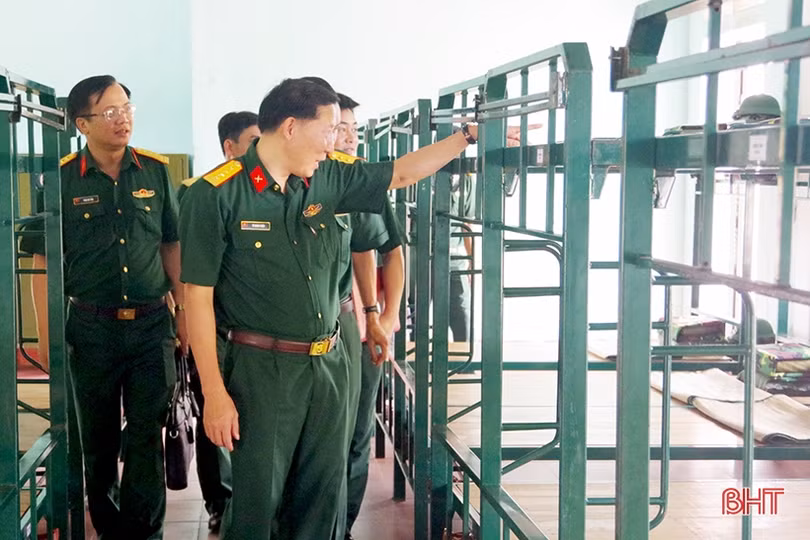 Khai mạc huấn luyện bổ túc sĩ quan dự bị cấp đại đội năm 2023