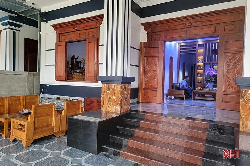 Người dân Hà Tĩnh phấn khởi đón tết đầu tiên trong khu tái định cư cao tốc Bắc - Nam