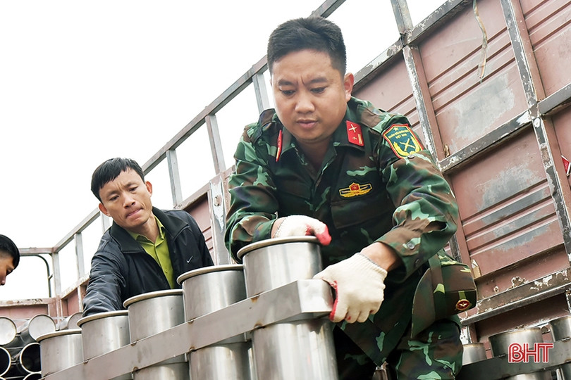 3.500 quả pháo hoa lên nòng sẵn sàng cho đêm giao thừa ở TP Hà Tĩnh