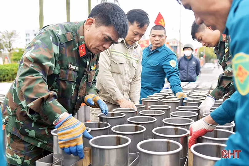 3.500 quả pháo hoa lên nòng sẵn sàng cho đêm giao thừa ở TP Hà Tĩnh