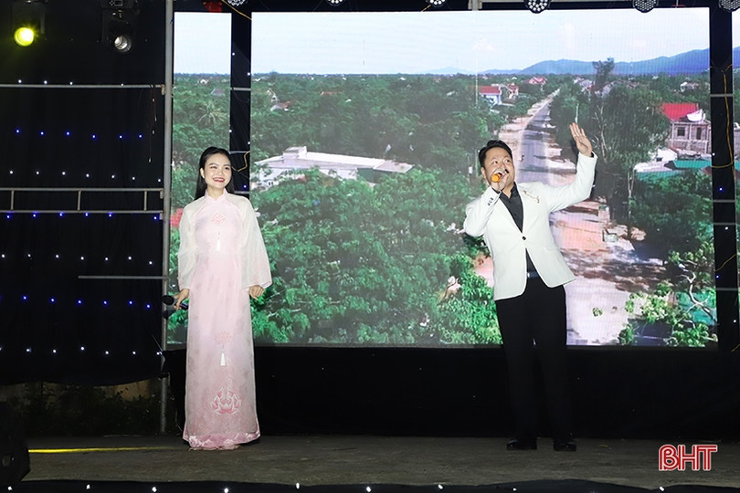 Ấm áp chương trình Chào mừng xuân Giáp Thìn ở Cẩm Xuyên