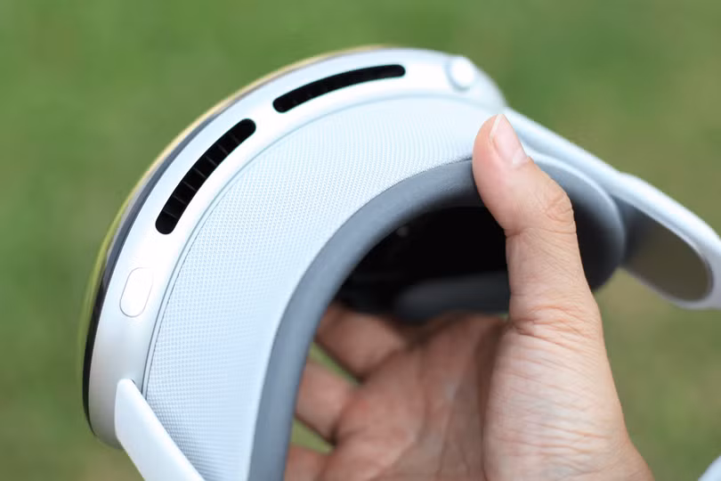 Kính Apple Vision Pro về Việt Nam, giá 165 triệu đồng