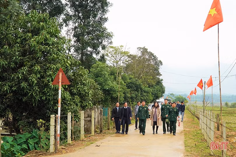 Để tết thêm đủ đầy với bà con dân tộc Chứt