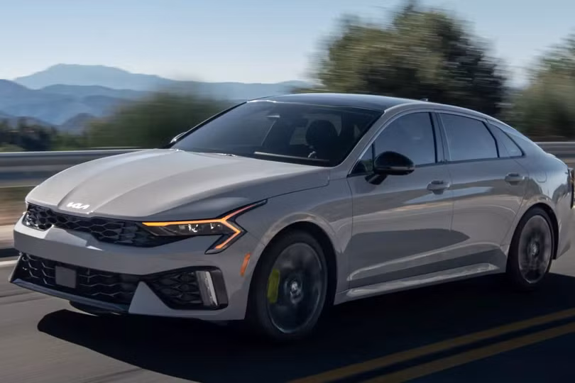 Kia K5 2025: Thiết kế mới ấn tượng