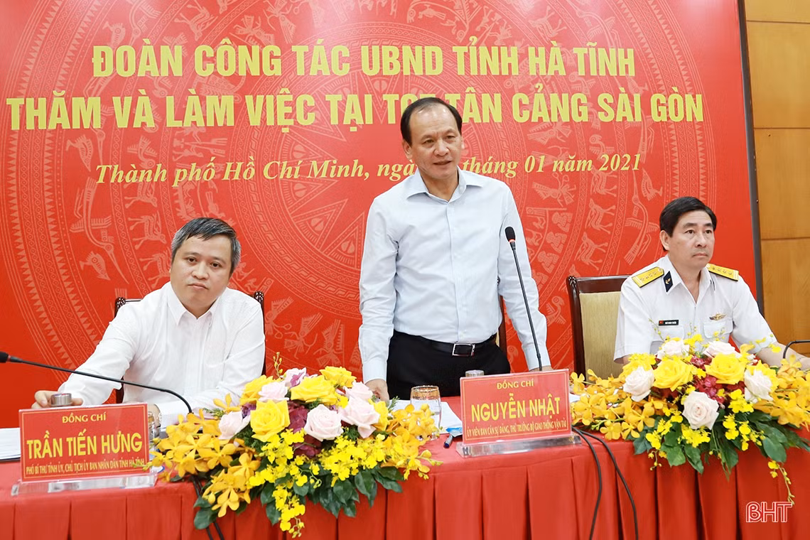 Hà Tĩnh - Tân Cảng Sài Gòn ký ghi nhớ hợp tác lĩnh vực cảng biển, logistics