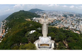 Thuê xe đi Vũng Tàu 2 ngày 1 đêm: Giải pháp tối ưu từ thương hiệu Xe Đất Phương Nam