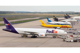 Gửi hàng đi Canada từ Việt Nam - nên chọn hãng bay nào cho rẻ