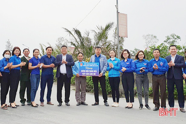 Tuổi trẻ Mitraco góp hơn 100 triệu đồng xây dựng các công trình thanh niên