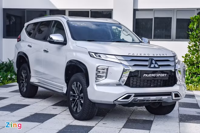 Loạt xe đáng chú ý được giảm giá cuối tháng 3