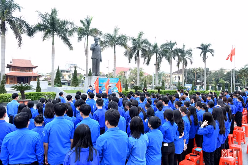Tuổi trẻ Hà Tĩnh tiếp tục cống hiến hết mình cho sự nghiệp xây dựng và bảo vệ Tổ quốc