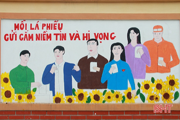 Đoàn viên thanh niên Nghi Xuân lan tỏa nhiều thông điệp ý nghĩa từ tranh vẽ cổ động