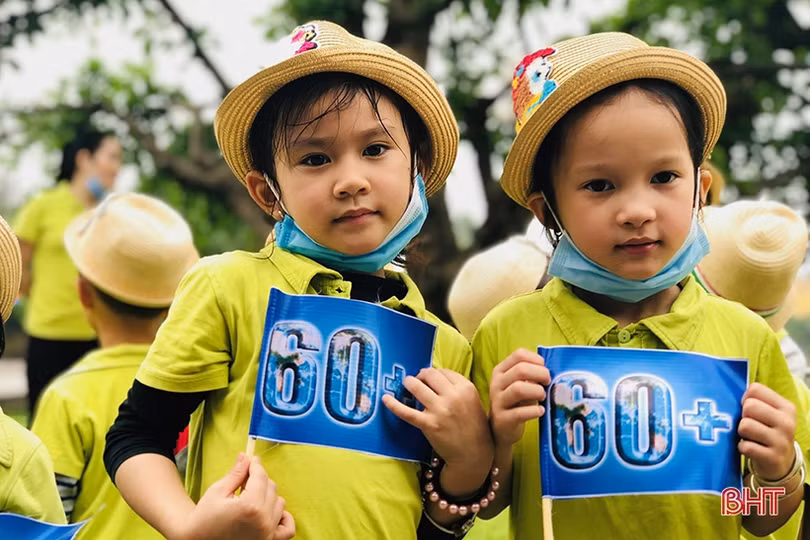 Các bé mầm non Trí Đức gửi gắm thông điệp “vì một hành tinh xanh”