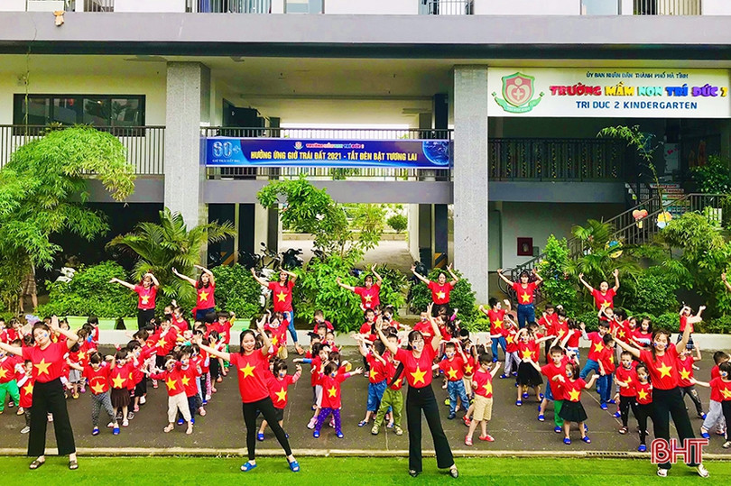 Các bé mầm non Trí Đức gửi gắm thông điệp “vì một hành tinh xanh”