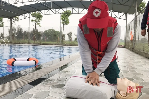 Tăng cường kỹ năng cứu hộ - cứu nạn cho các đội ứng phó cộng đồng